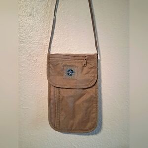4/$20! Eagle Creek Travel Crossbody Adjustable Wallet Purse